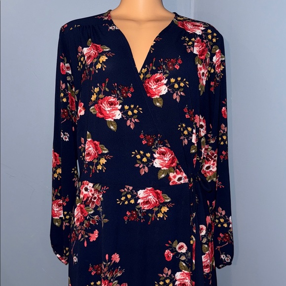 Navy blue floral dress - Picture 2 of 6